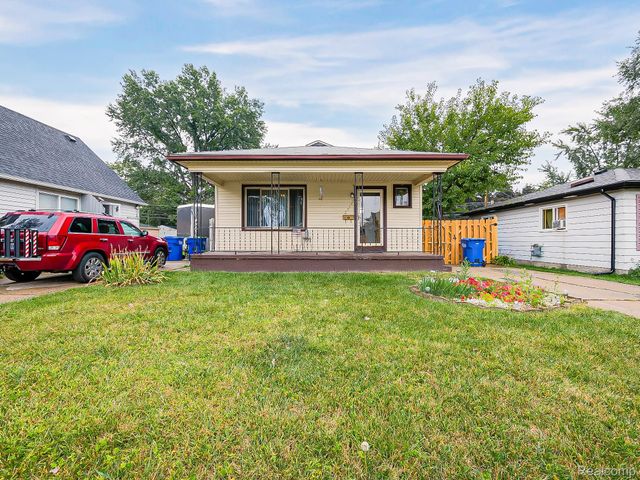 23560 Stewart Avenue, Warren, MI 48089