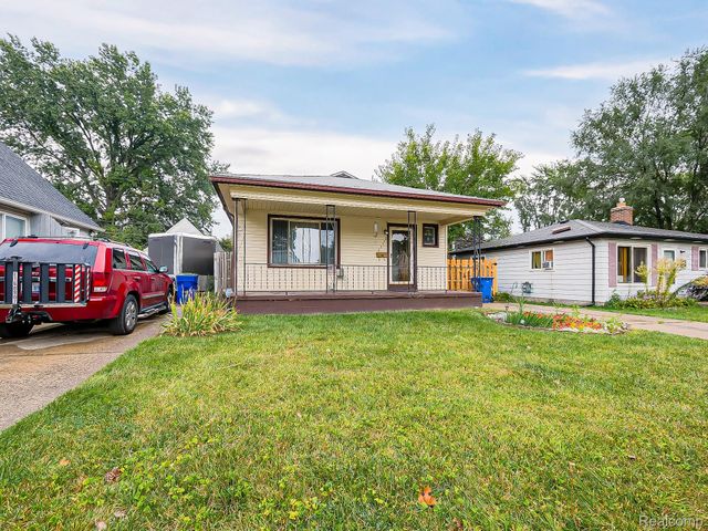 23560 Stewart Avenue, Warren, MI 48089