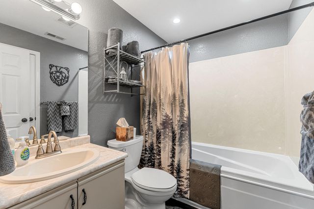 200 Golf View Drive 12, Branson, MO 65616