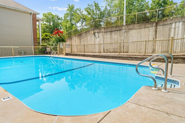 200 Golf View Drive 12, Branson, MO 65616