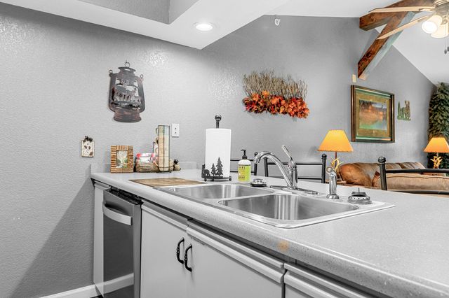 200 Golf View Drive 12, Branson, MO 65616