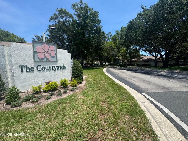 1904 CHALLENGER Court E 1904, Jacksonville, FL 32233