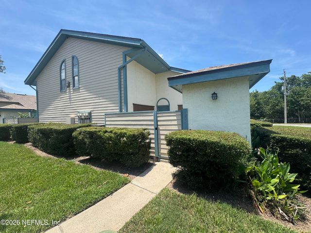 1904 CHALLENGER Court E 1904, Jacksonville, FL 32233