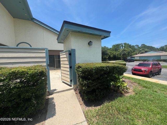1904 CHALLENGER Court E 1904, Jacksonville, FL 32233