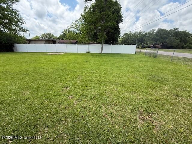 125 Clarence Drive, Gulfport, MS 39503