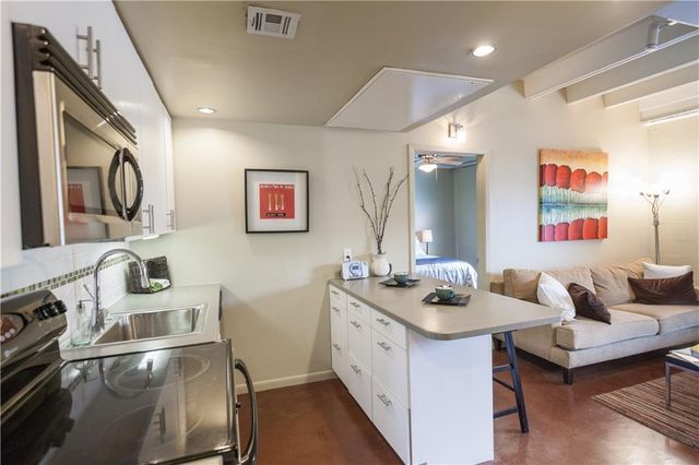 2408 Leon ST 301, Austin, TX 78705