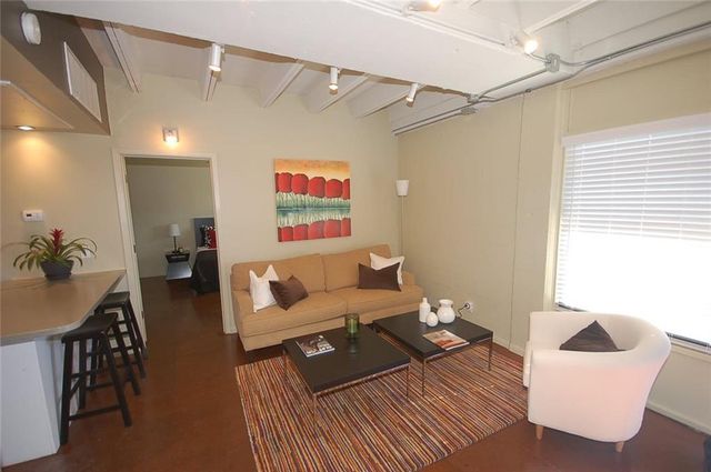 2408 Leon ST 301, Austin, TX 78705