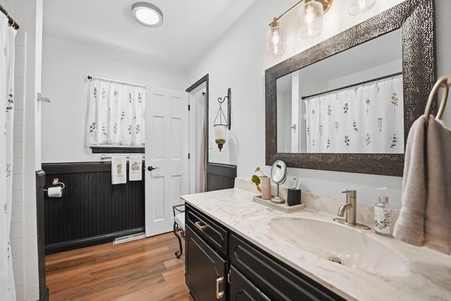 19304 E R D Mize Road, Independence, MO 64057