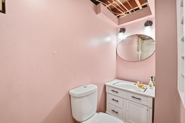 19304 E R D Mize Road, Independence, MO 64057