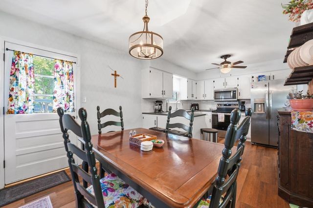 19304 E R D Mize Road, Independence, MO 64057