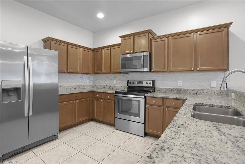 820 SW 9th AVE, CAPE CORAL, FL 33991 — photo 2