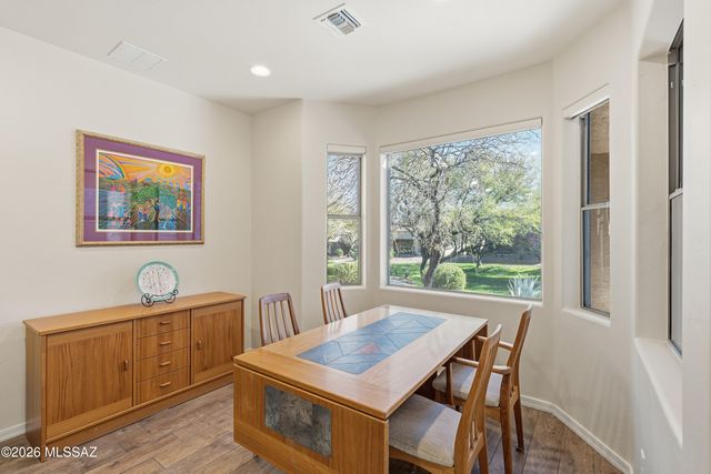 531 W Aspenwood Street, Green Valley, AZ 85614