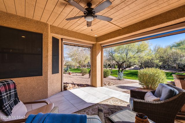 531 W Aspenwood Street, Green Valley, AZ 85614