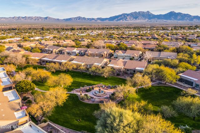 531 W Aspenwood Street, Green Valley, AZ 85614