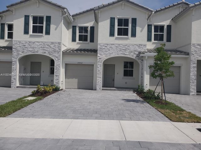 2602 SE 11th St, Homestead, FL 33035