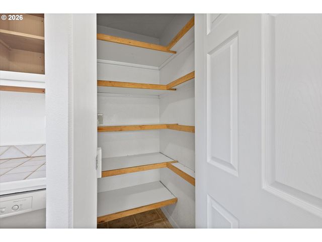 540 Nw 56th St, Newport, OR 97365