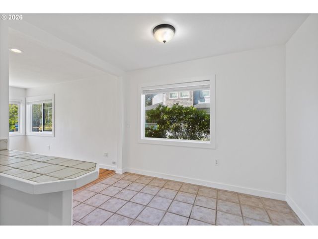540 Nw 56th St, Newport, OR 97365
