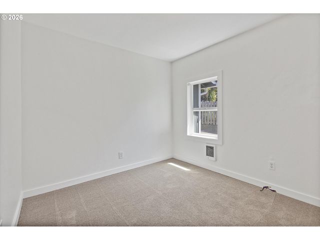 540 Nw 56th St, Newport, OR 97365