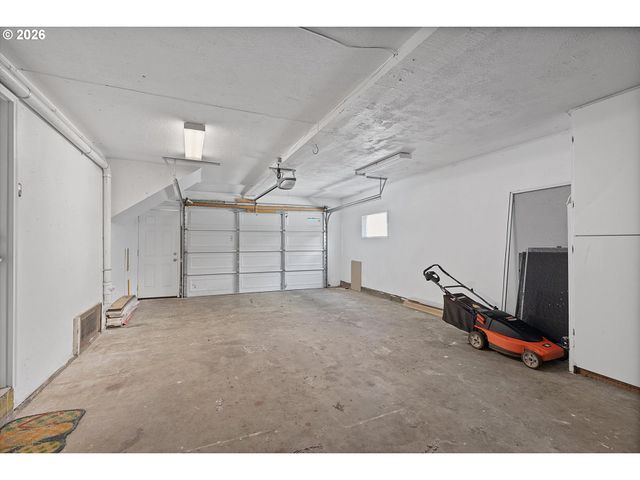 540 Nw 56th St, Newport, OR 97365