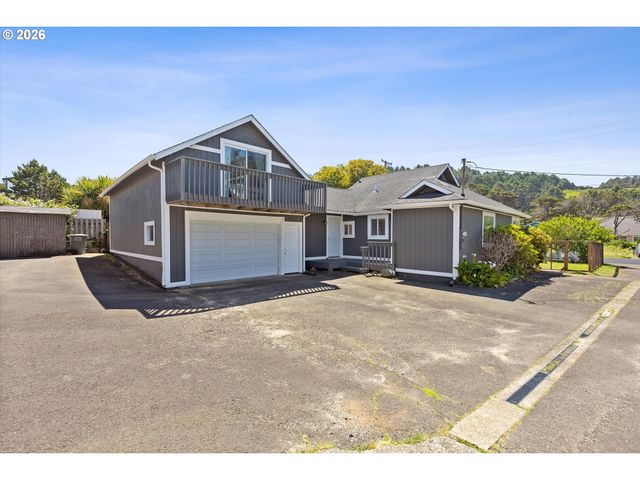 540 Nw 56th St, Newport, OR 97365
