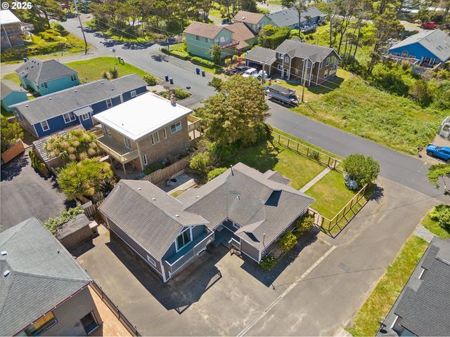 540 Nw 56th St, Newport, OR 97365