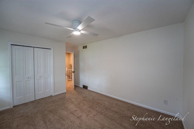 1511 Springbrook Drive, Jenison, MI 49428