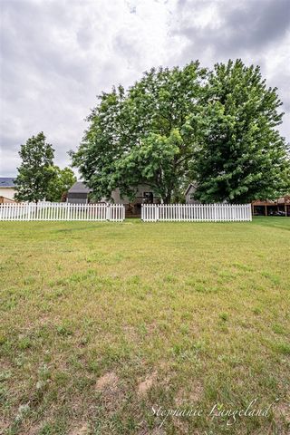 1511 Springbrook Drive, Jenison, MI 49428