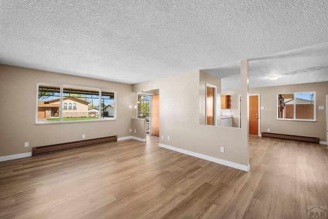 24 Radcliff Lane, Pueblo, CO 81005