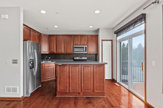 5038 Yuma Lane N, Plymouth, MN 55446