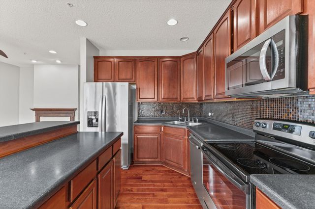 5038 Yuma Lane N, Plymouth, MN 55446
