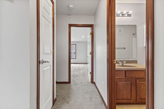 5038 Yuma Lane N, Plymouth, MN 55446