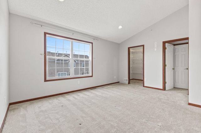 5038 Yuma Lane N, Plymouth, MN 55446