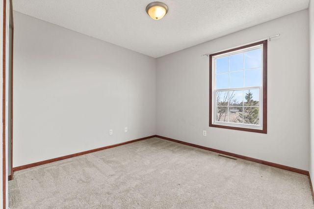 5038 Yuma Lane N, Plymouth, MN 55446
