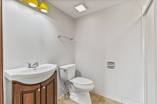 5038 Yuma Lane N, Plymouth, MN 55446
