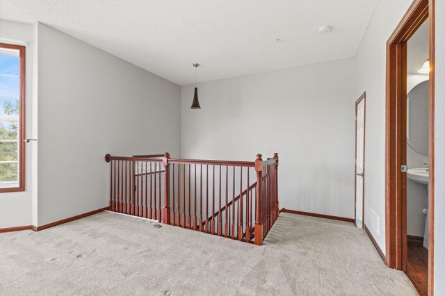 5038 Yuma Lane N, Plymouth, MN 55446