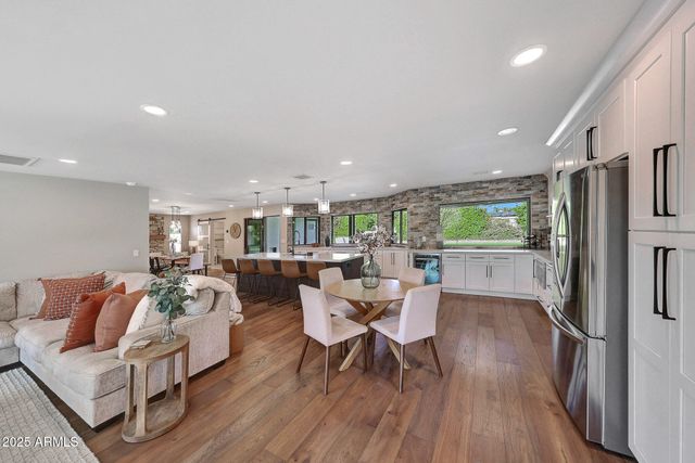 140 E CERCADO Lane, Litchfield Park, AZ 85340