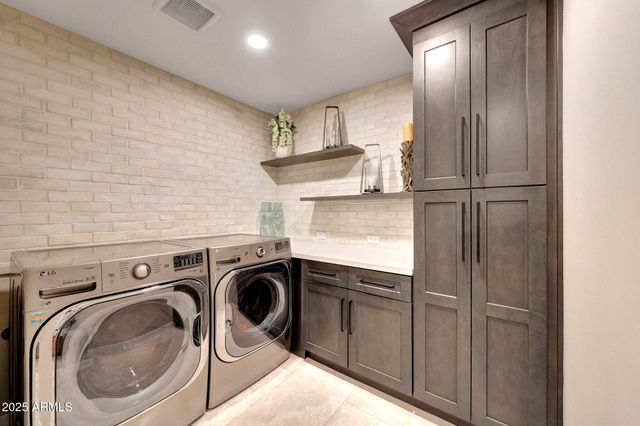 140 E CERCADO Lane, Litchfield Park, AZ 85340