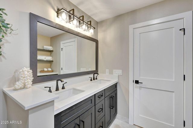 140 E CERCADO Lane, Litchfield Park, AZ 85340