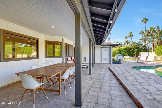 140 E CERCADO Lane, Litchfield Park, AZ 85340