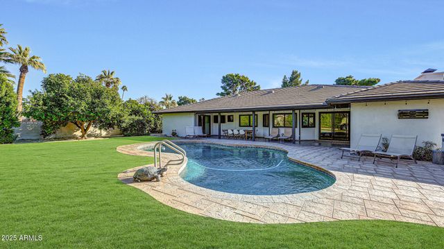 140 E CERCADO Lane, Litchfield Park, AZ 85340