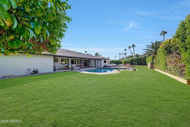 140 E CERCADO Lane, Litchfield Park, AZ 85340