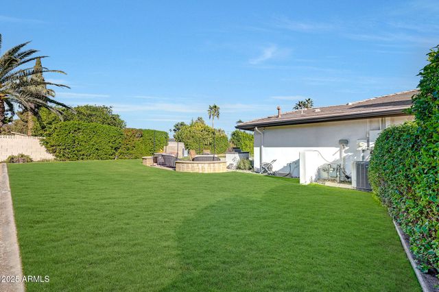 140 E CERCADO Lane, Litchfield Park, AZ 85340