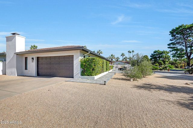 140 E CERCADO Lane, Litchfield Park, AZ 85340