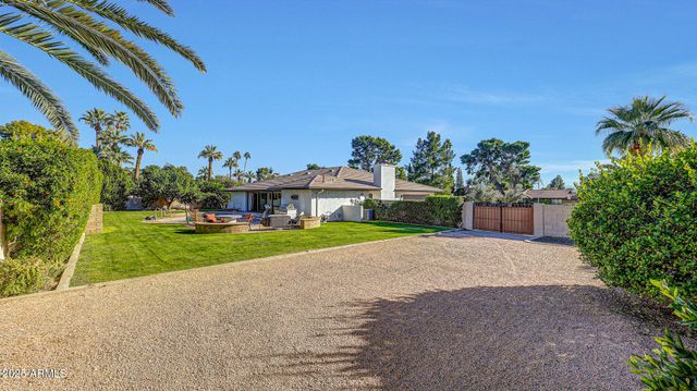 140 E CERCADO Lane, Litchfield Park, AZ 85340