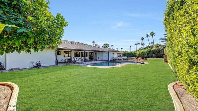 140 E CERCADO Lane, Litchfield Park, AZ 85340