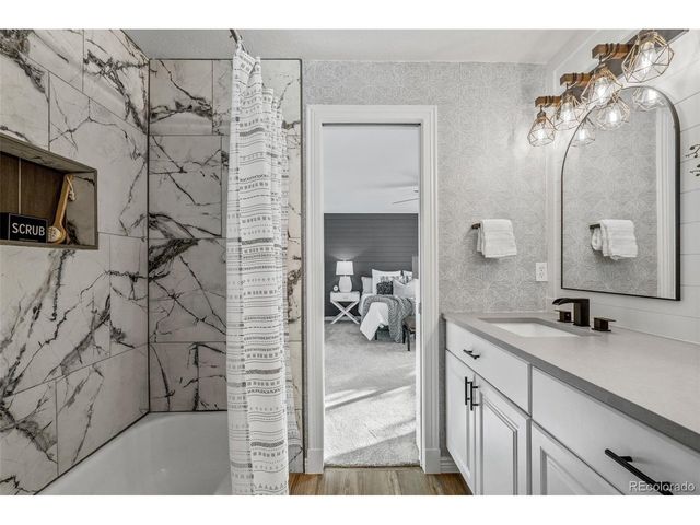 1197 N Deckers Pl, Castle Rock, CO 80104