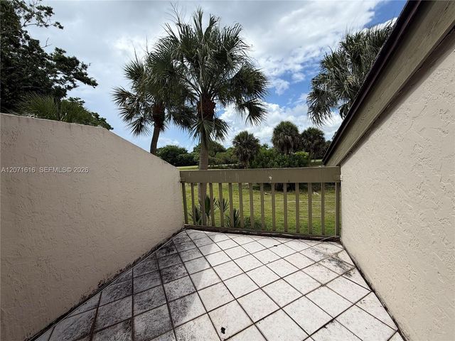 5988 Glendale, Boca Raton, FL 33433