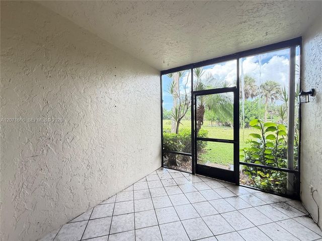 5988 Glendale, Boca Raton, FL 33433