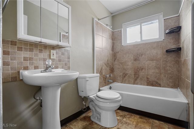 1162-1164 Tonawanda Avenue, Akron, OH 44305