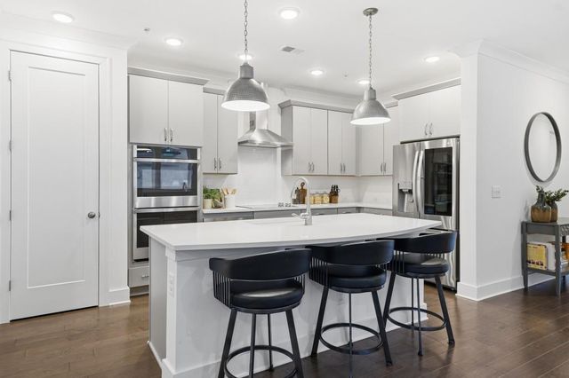 209 Floral Valley Drive, Woodstock, GA 30188